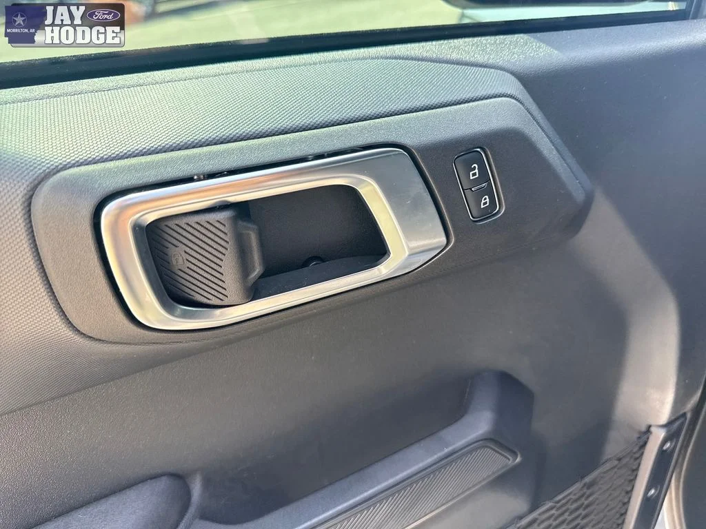 Used 2025 Gray Metallic Ford Big Bend image 15