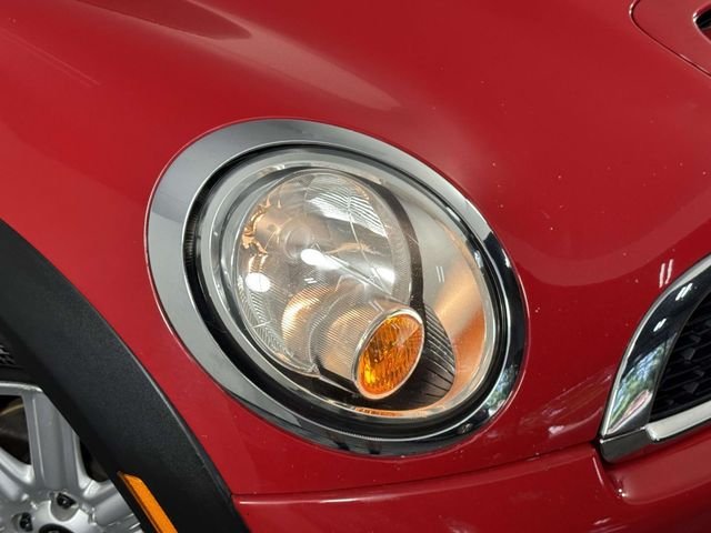 Used 2011 Chili Red MINI Base image 15