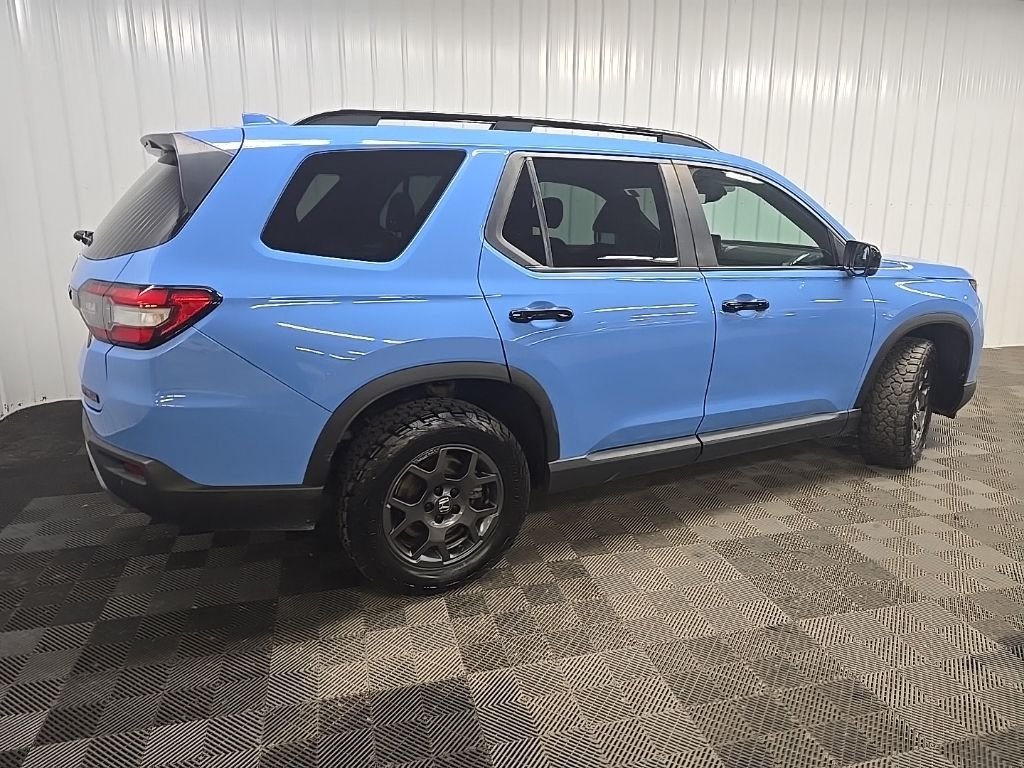 Used 2024  Honda TrailSport image 3