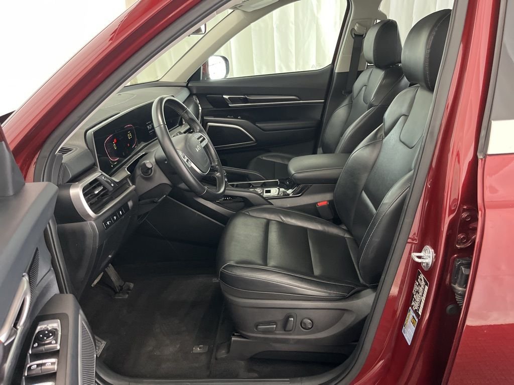 2023 Kia Telluride S - Photo 4