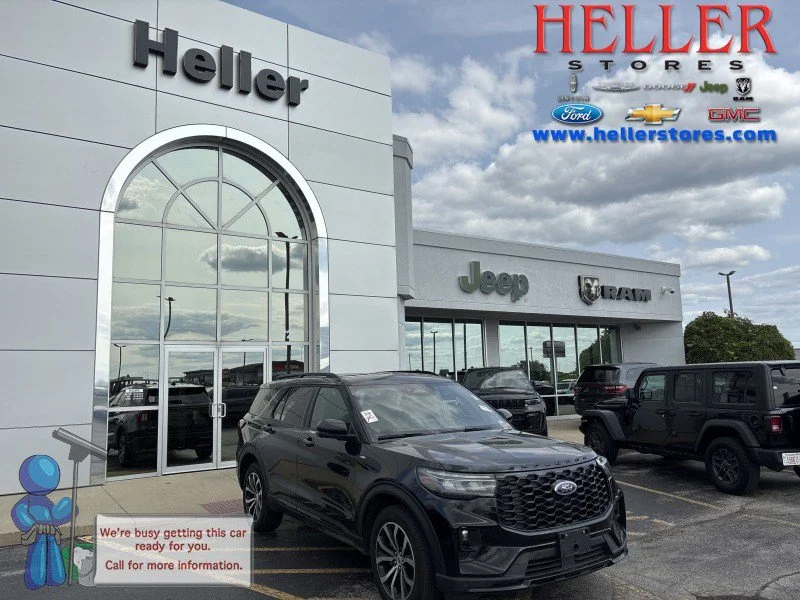 Used 2025 Black Metallic Ford ST-Line image 1
