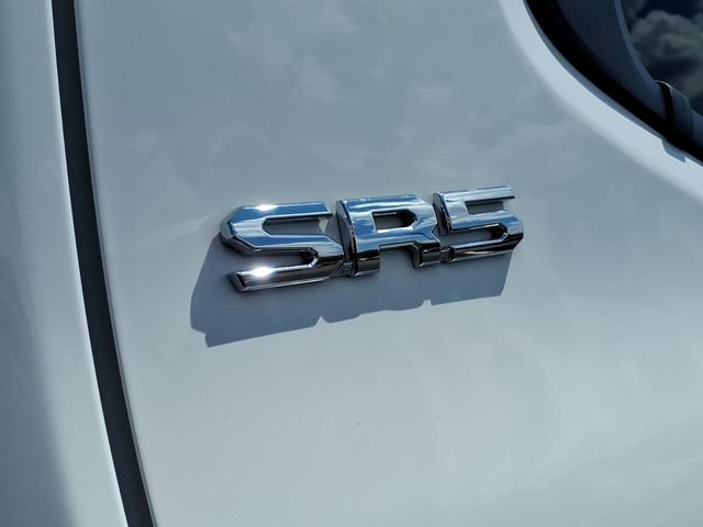 Used 2024 White Toyota SR5 image 22