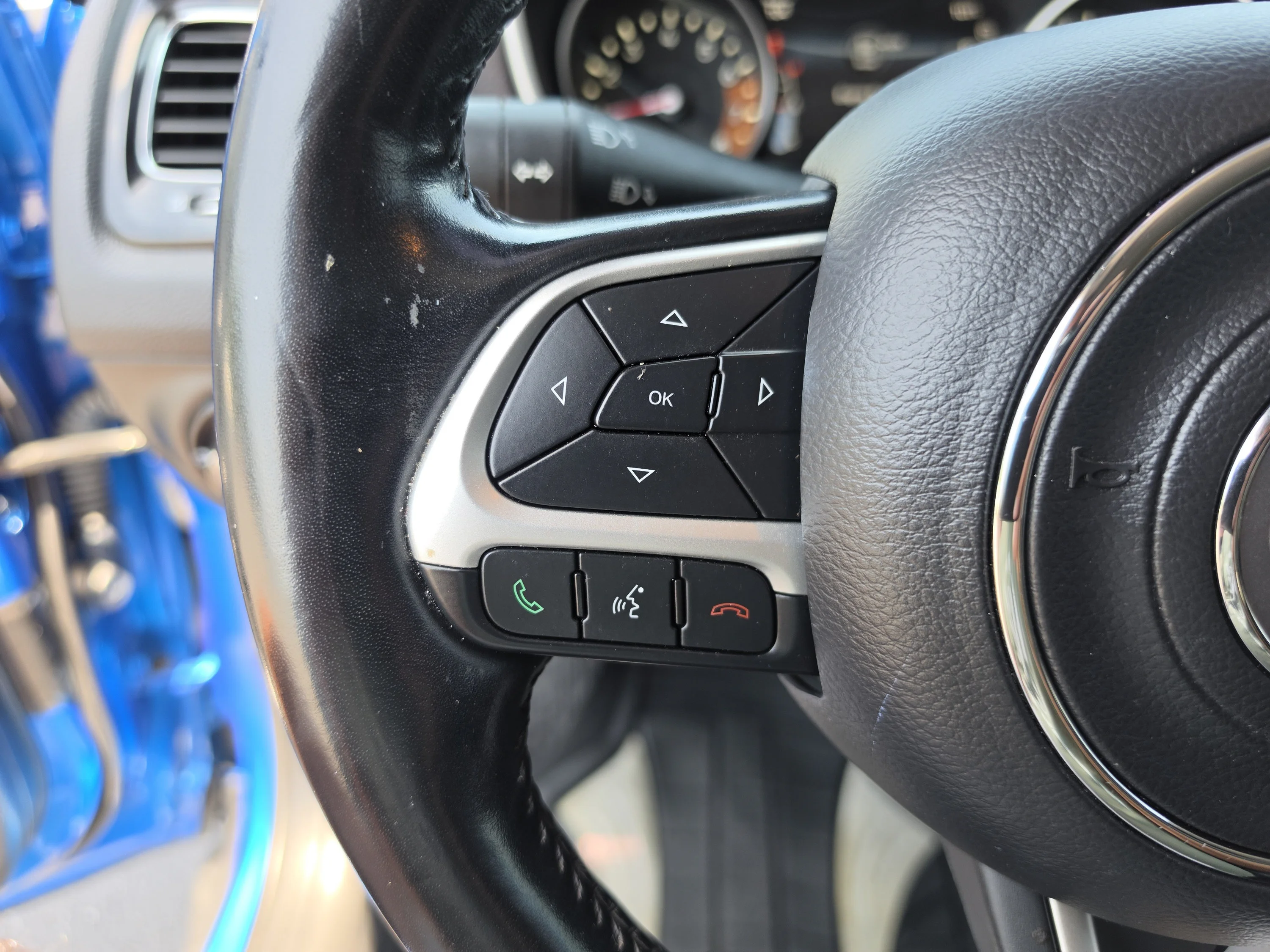 Used 2021 Laser Blue Pearlcoat Jeep Altitude image 33
