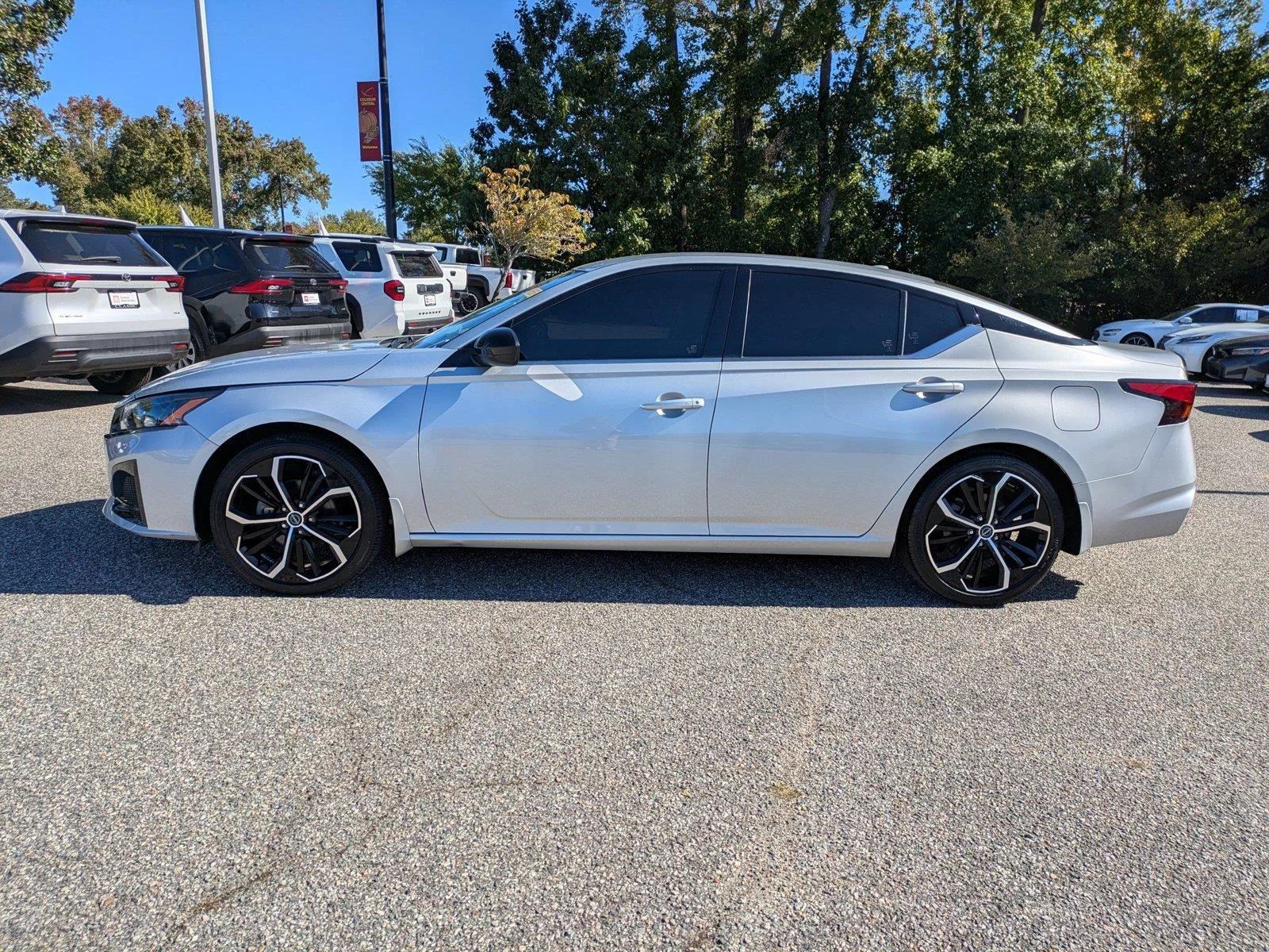 Used 2024 Brilliant Silver Metallic Nissan 2.5 SR image 7