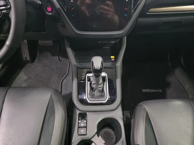 2025 Subaru Forester Touring - Photo 11