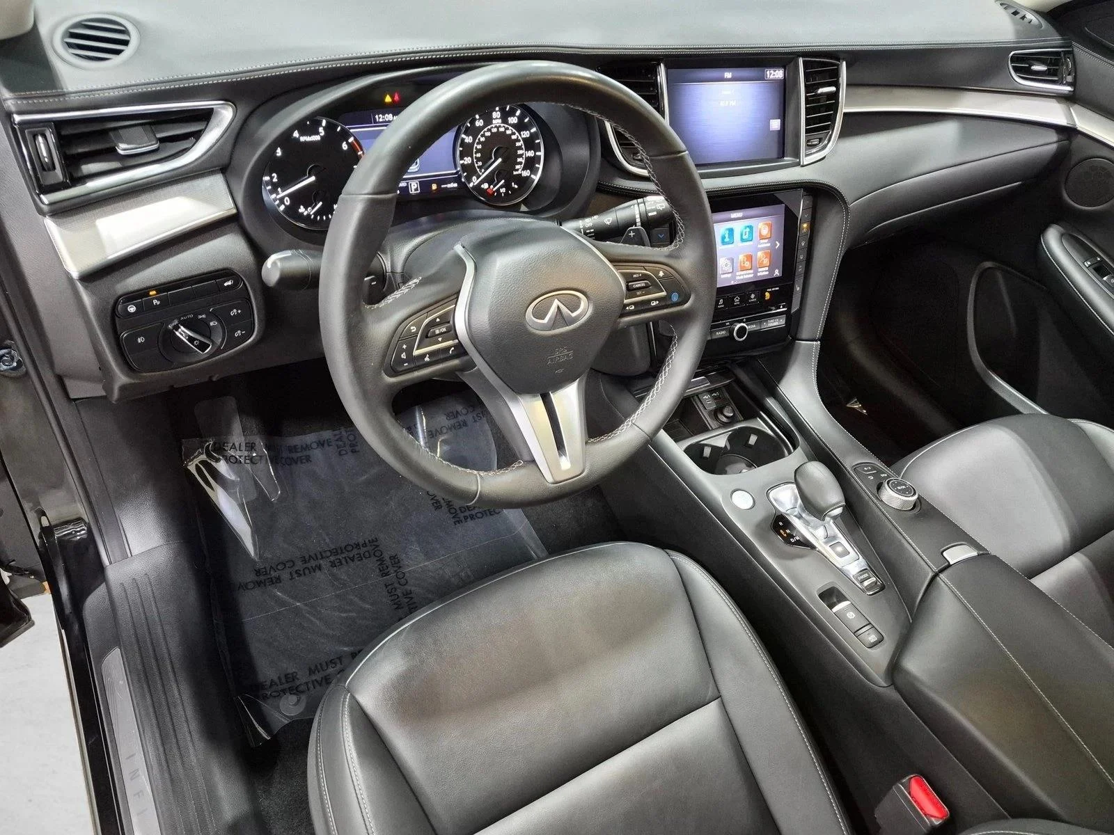 Used 2021 Black Obsidian INFINITI LUXE image 10