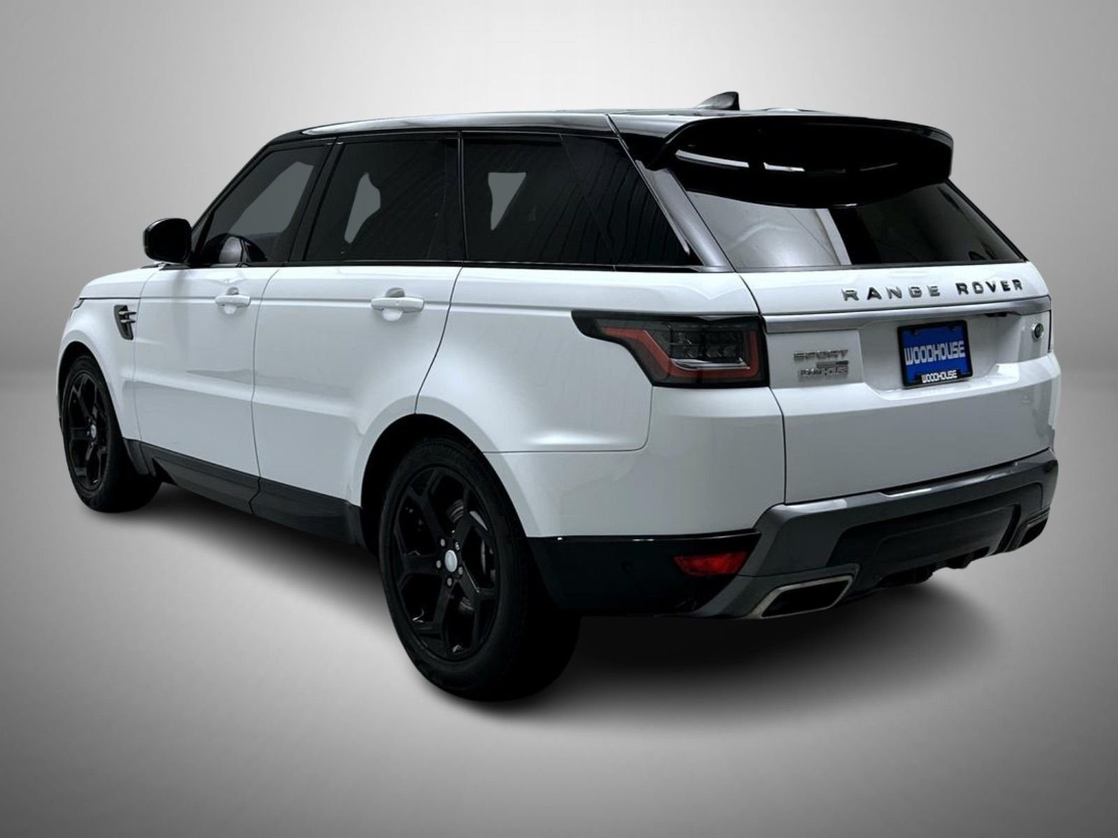 Used 2019 White Land Rover HSE image 7