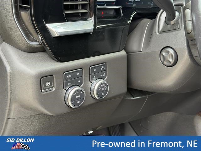 Used 2022 Onyx Black GMC SLT image 12