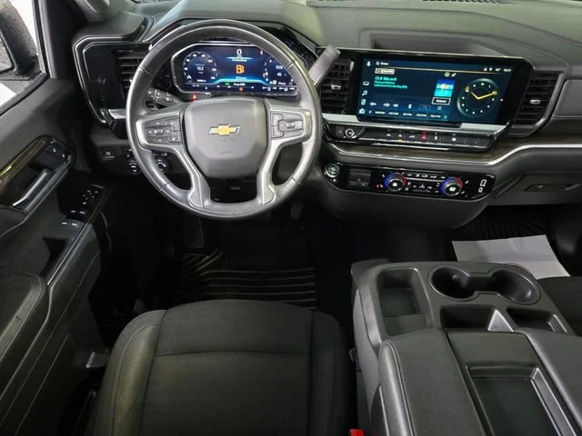 Used 2025 Black Chevrolet LT image 13