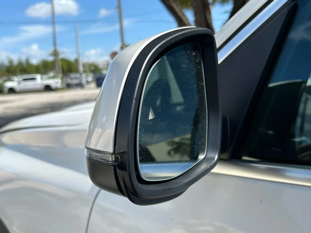 Certified Used 2026 White BMW sDrive40i image 23