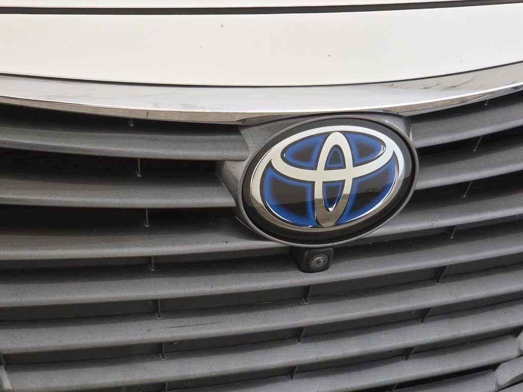 Used 2019 Beige Toyota Limited image 13