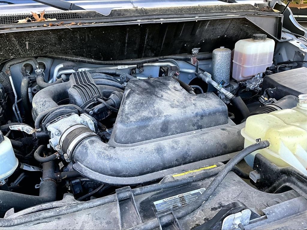 Used 2019 Silver Nissan SV image 32