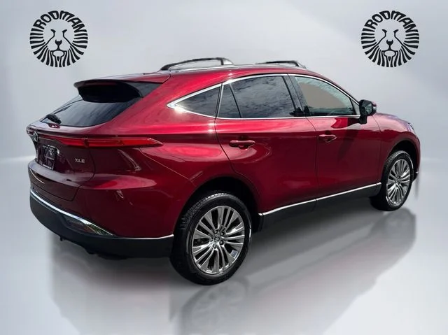 Used 2023 Pearl Toyota XLE image 6