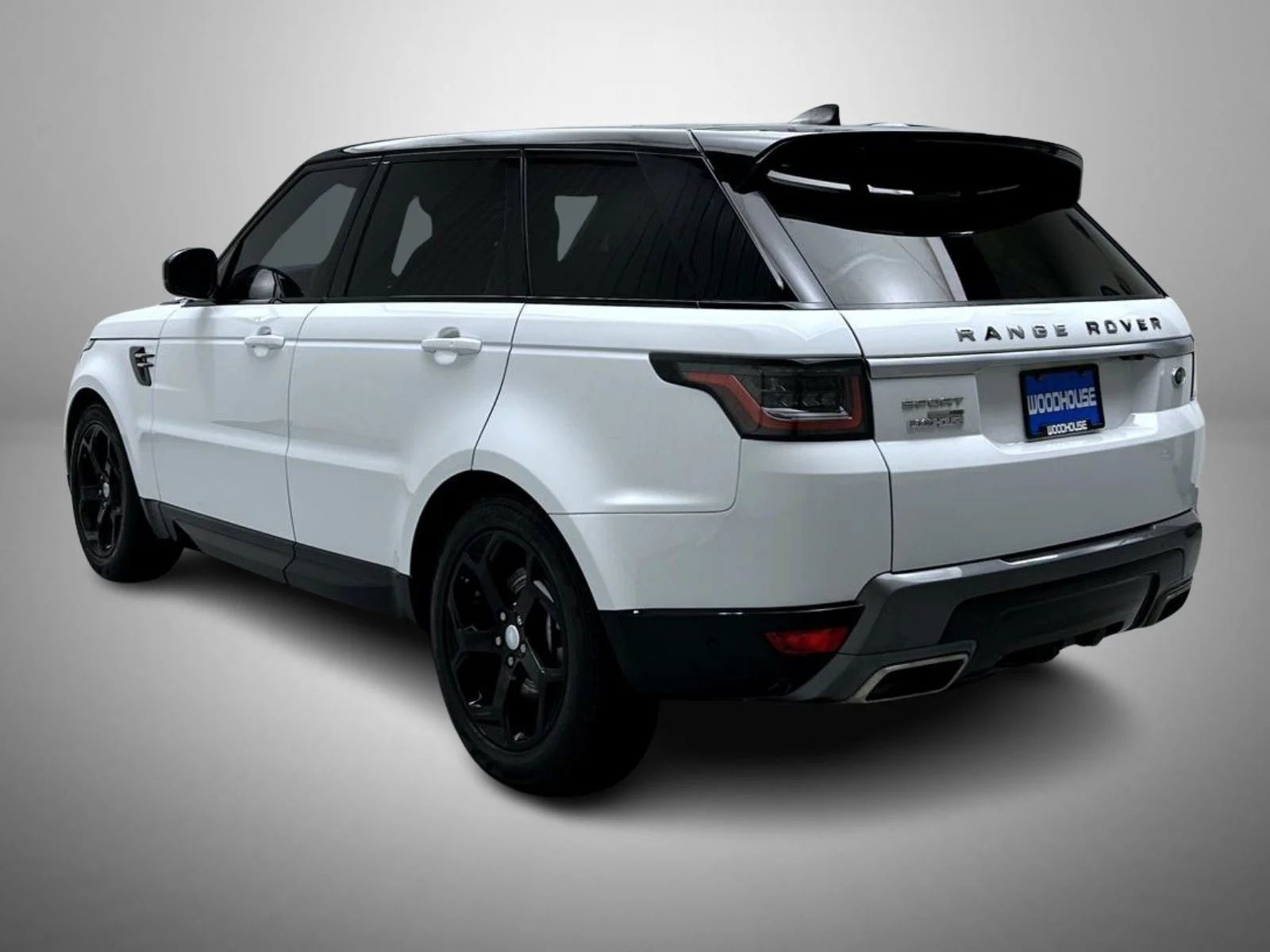 Used 2019 White Land Rover HSE image 7