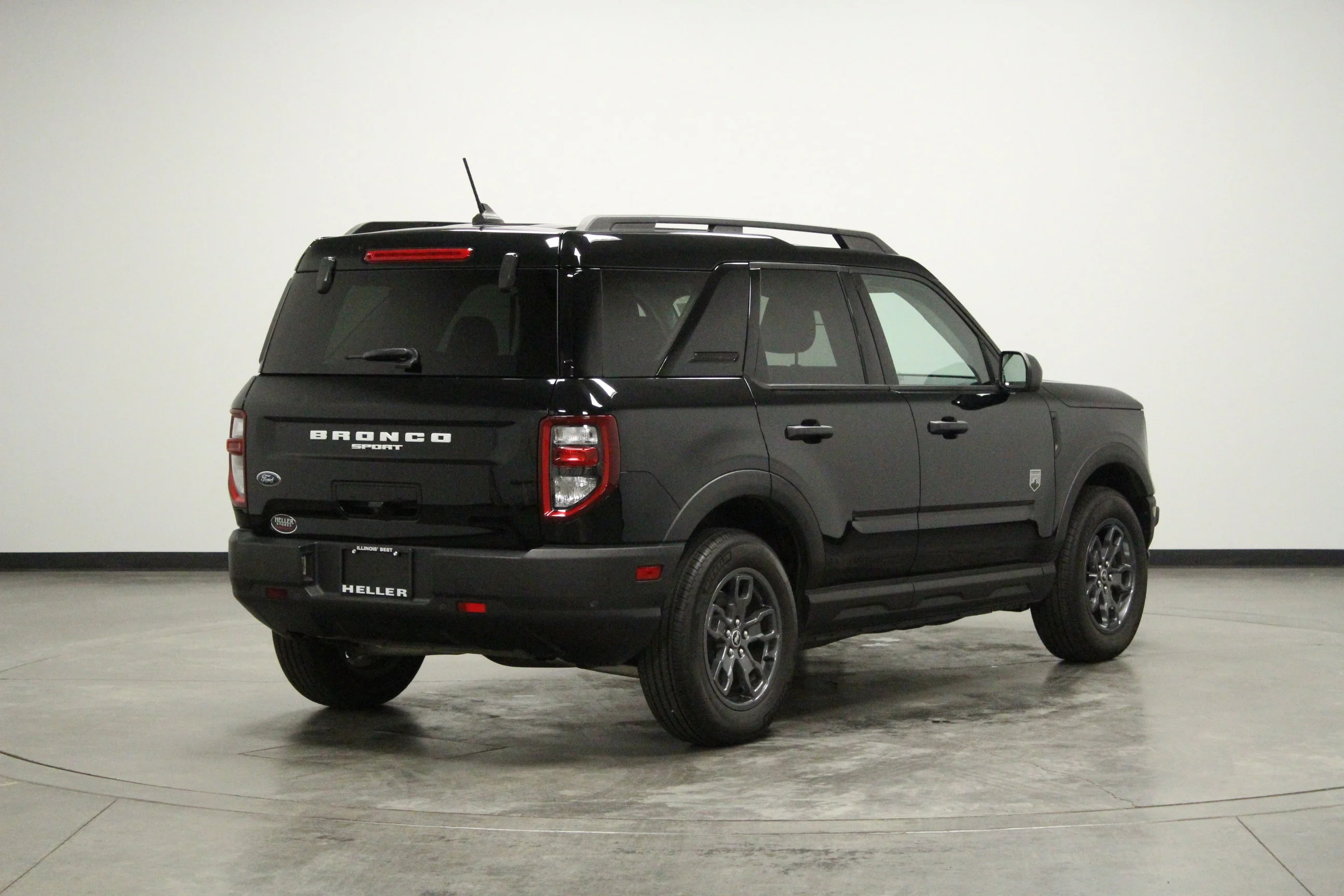 Used 2022 Shadow Black Ford Big Bend image 8