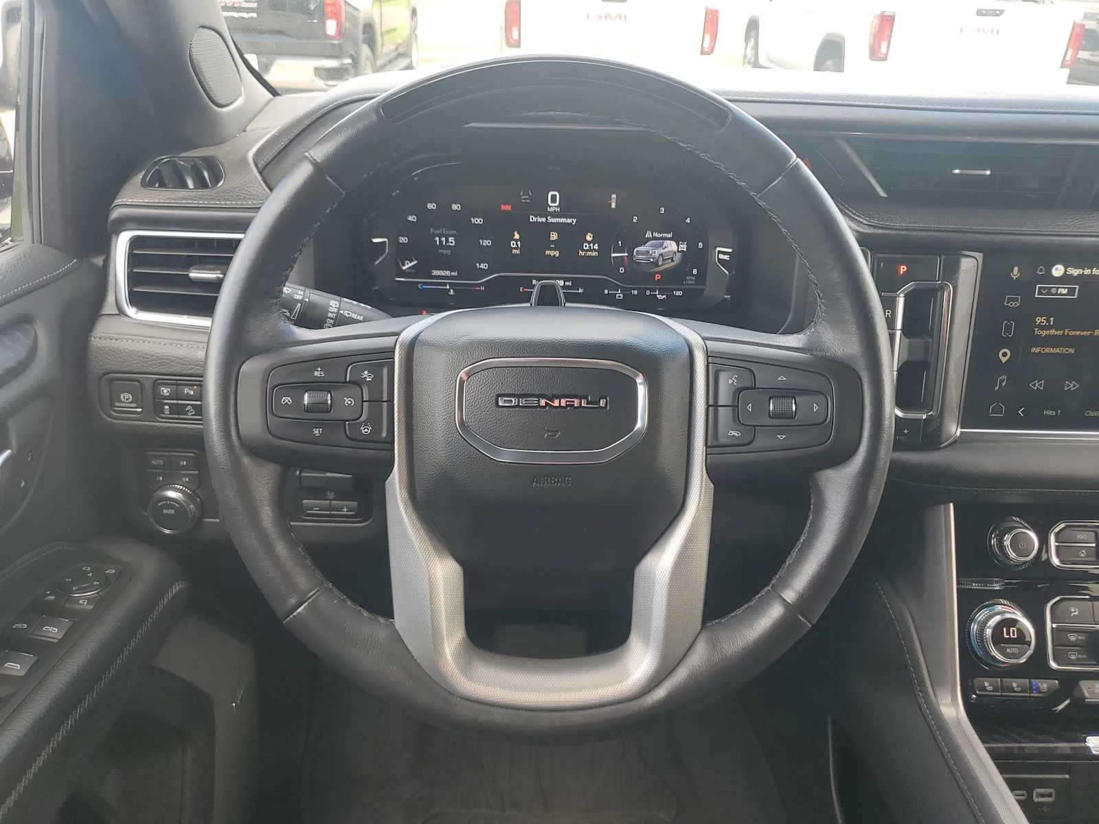 Used 2023 TITANIUM RUSH METALLIC GMC Denali image 16