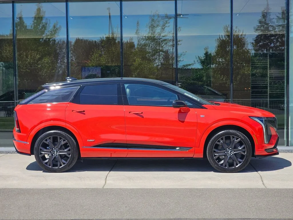 New 2026 Monarch Orange Cadillac V-Series image 6