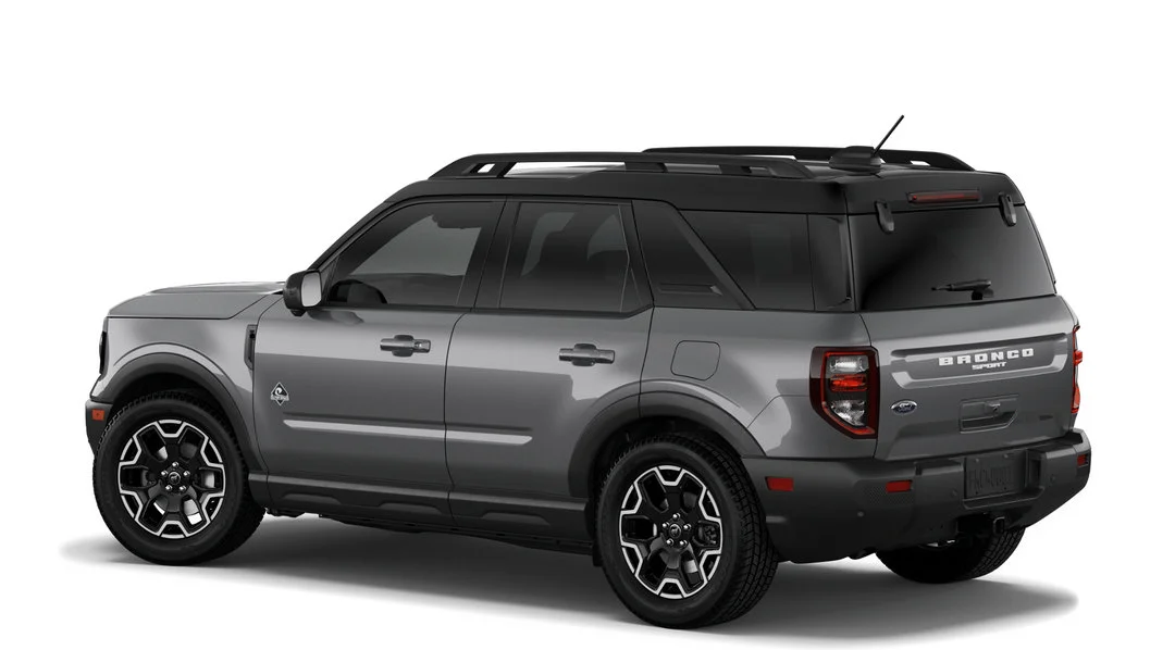 New 2026 CARBONIZED GREY Ford Outer Banks image 2