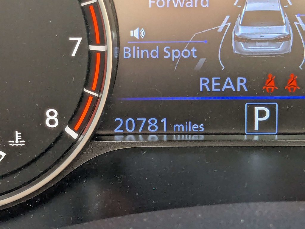 2025 Nissan Altima SR - Photo 30