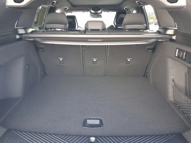 2025 BMW X3 30 - Photo 27