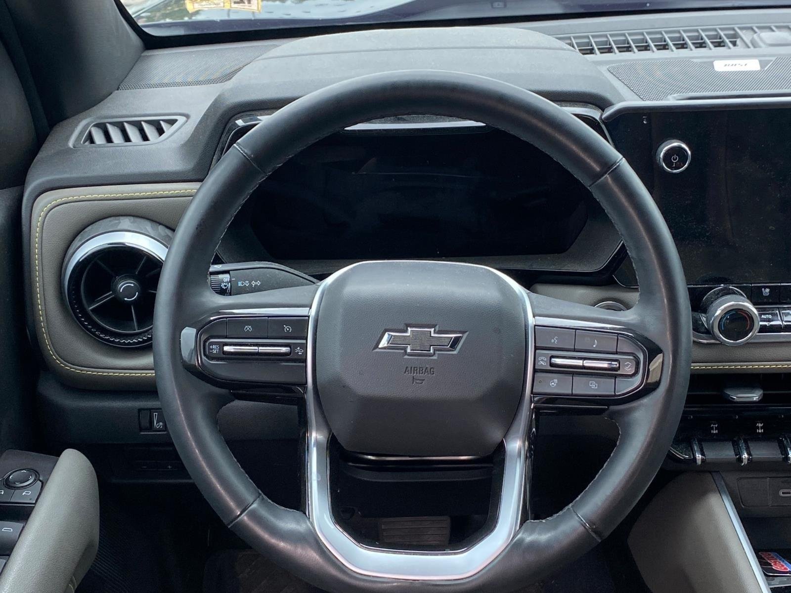 Used 2024 Black Chevrolet 4WD ZR2 image 8
