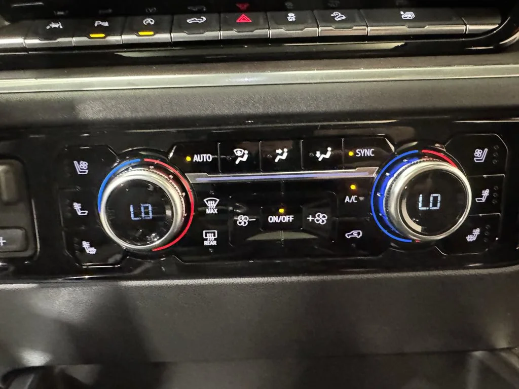 New 2026 Onyx Black GMC SLT image 17