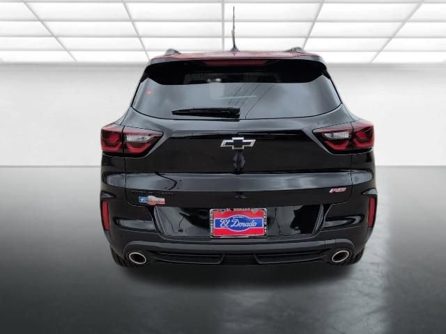 New 2026 Mosaic Black Metallic Chevrolet RS image 32