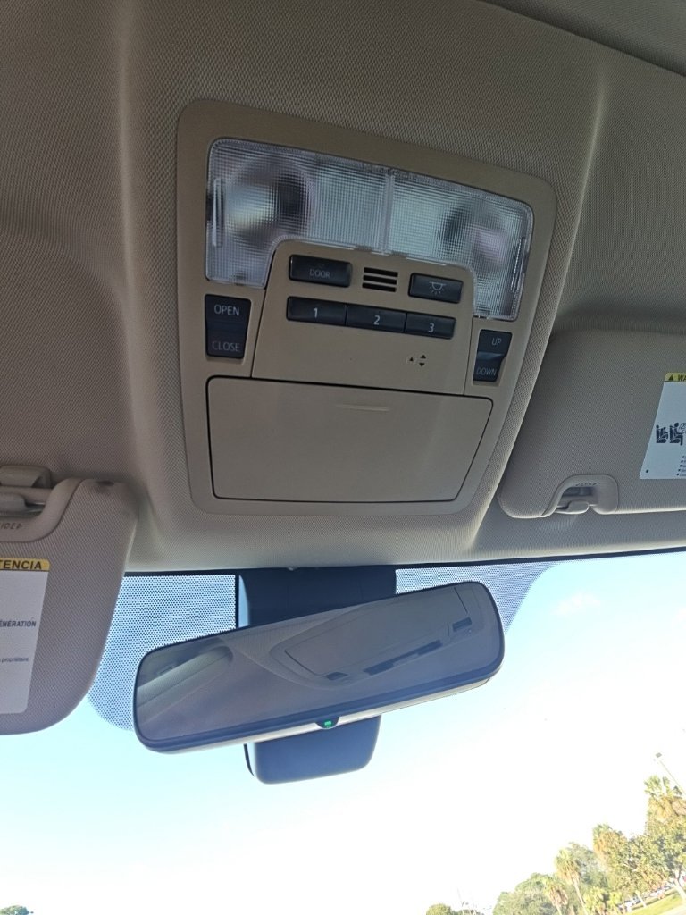 Used 2017 White Toyota XLE image 37