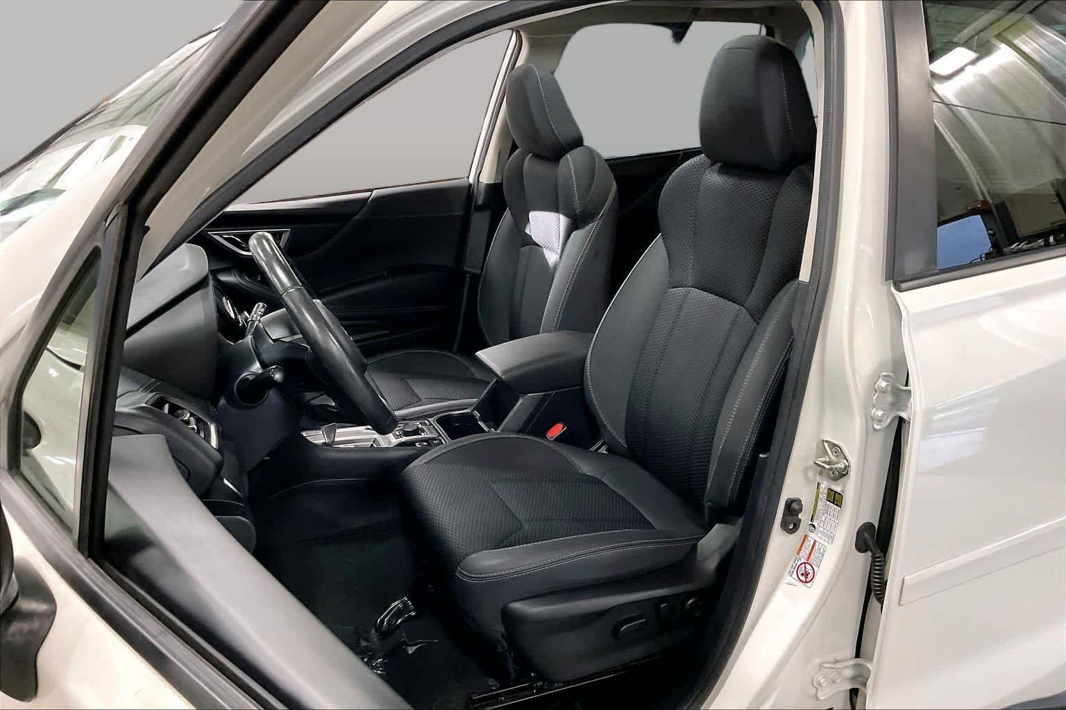 Used 2019 Crystal White Pearl Subaru Premium image 8