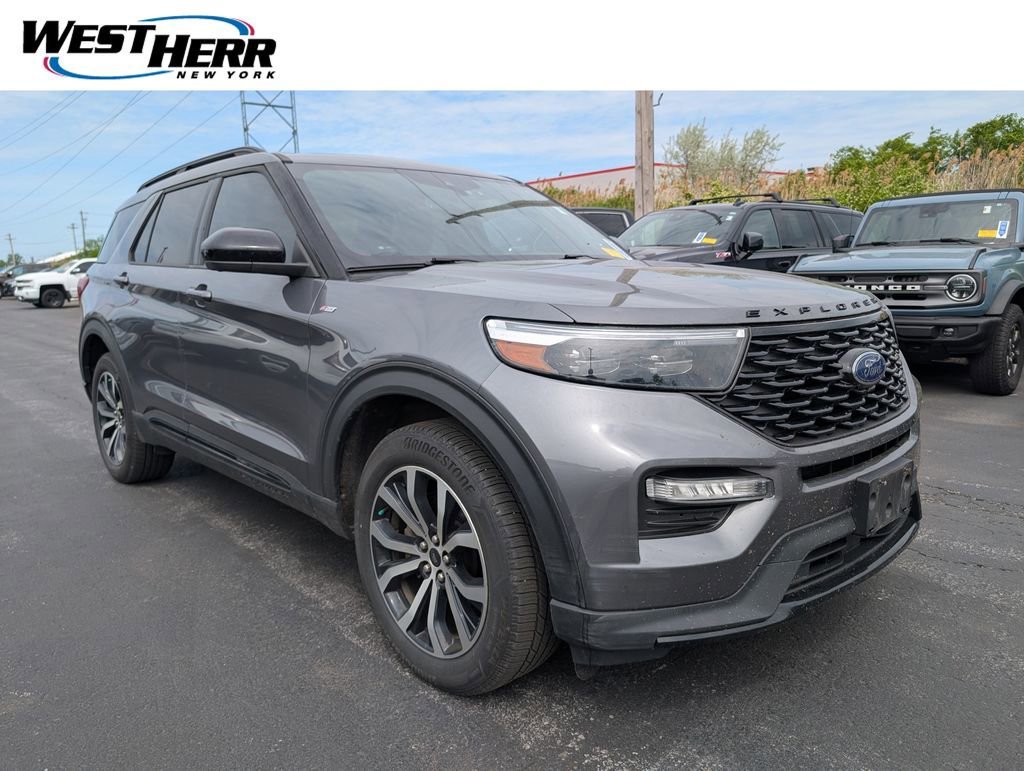 2022 Ford Explorer ST-LINE 4WD's photo