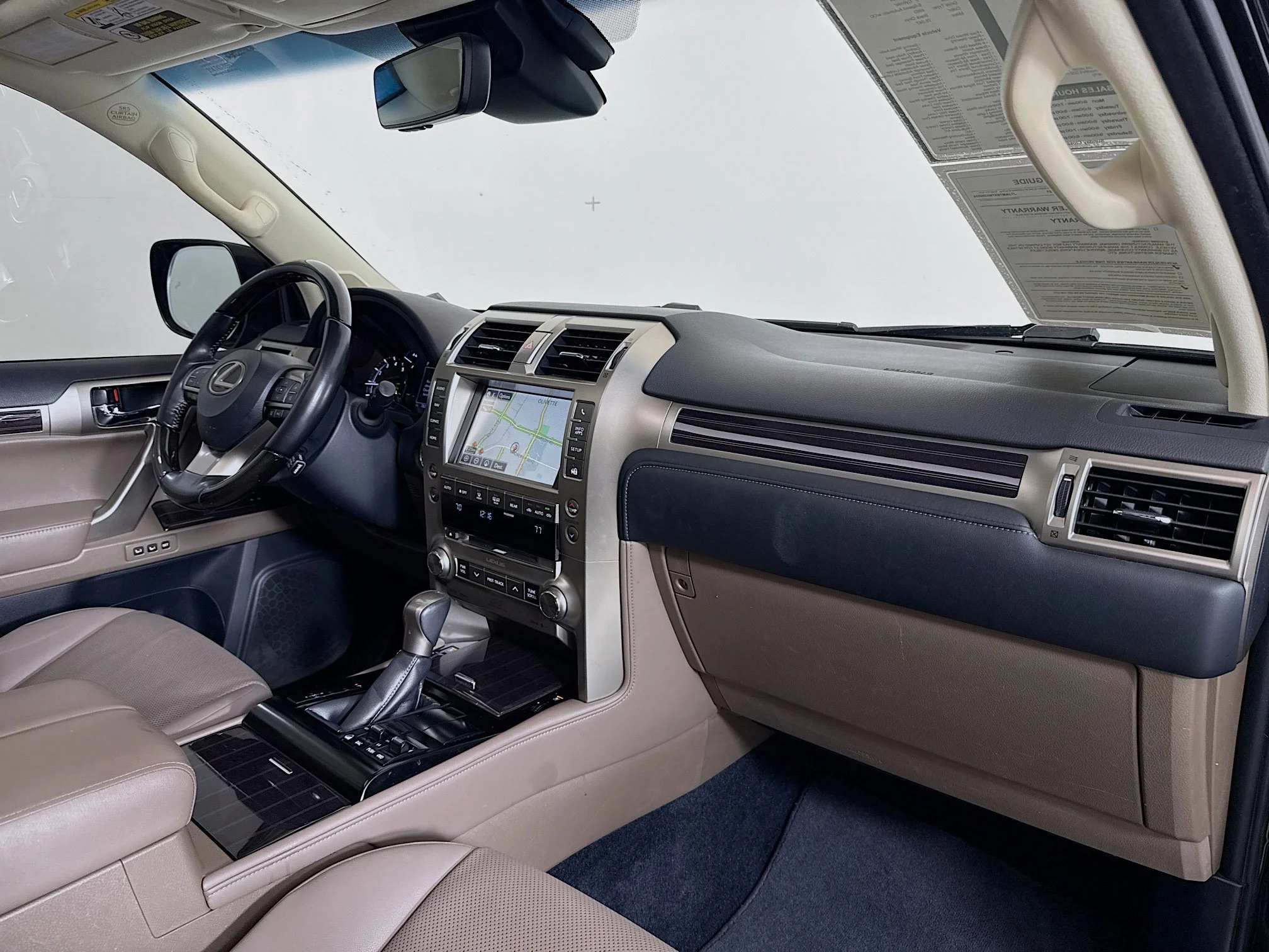 Used 2021 Onyx Black Lexus 460 Premium image 28