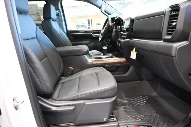 2026 Chevrolet Silverado 1500 LT Trail Boss - Photo 11