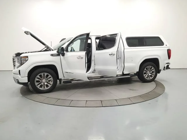 Used 2023 Summit White GMC Denali image 13