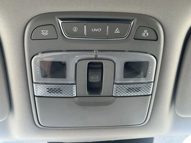 Used 2021 Green Kia EX image 33