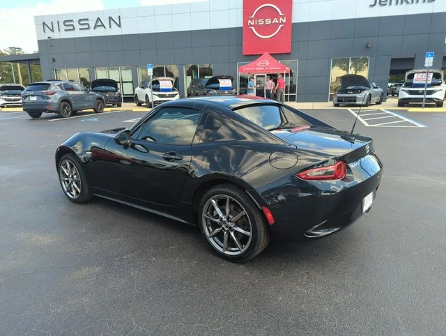 Used 2021 Black Mazda Grand Touring image 9