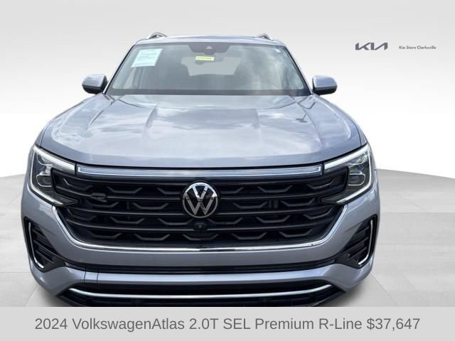 Used 2024 Silver Mist Metallic Volkswagen 2.0T SEL Premium R-Line image 3