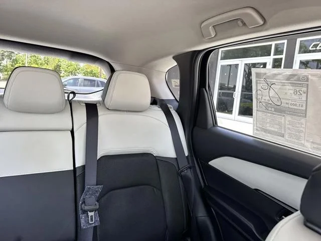 New 2026 Rhodium White Metallic Mazda 2.5 S Select AWD image 19