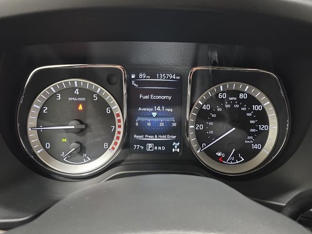 Used 2017 White Nissan Platinum Reserve image 18