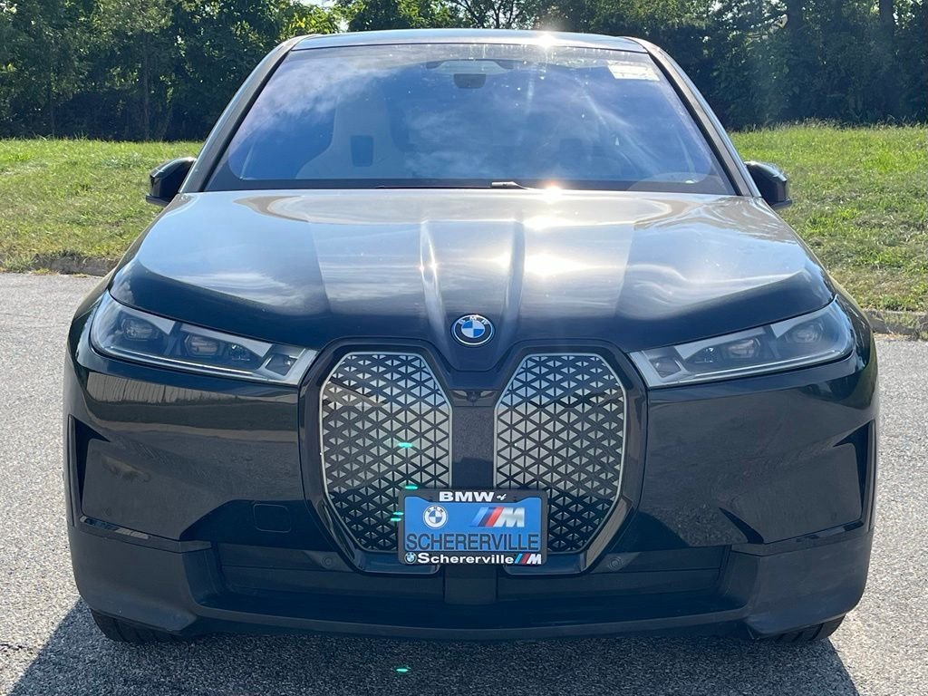 Certified Used 2024 Black BMW xDrive50 image 2