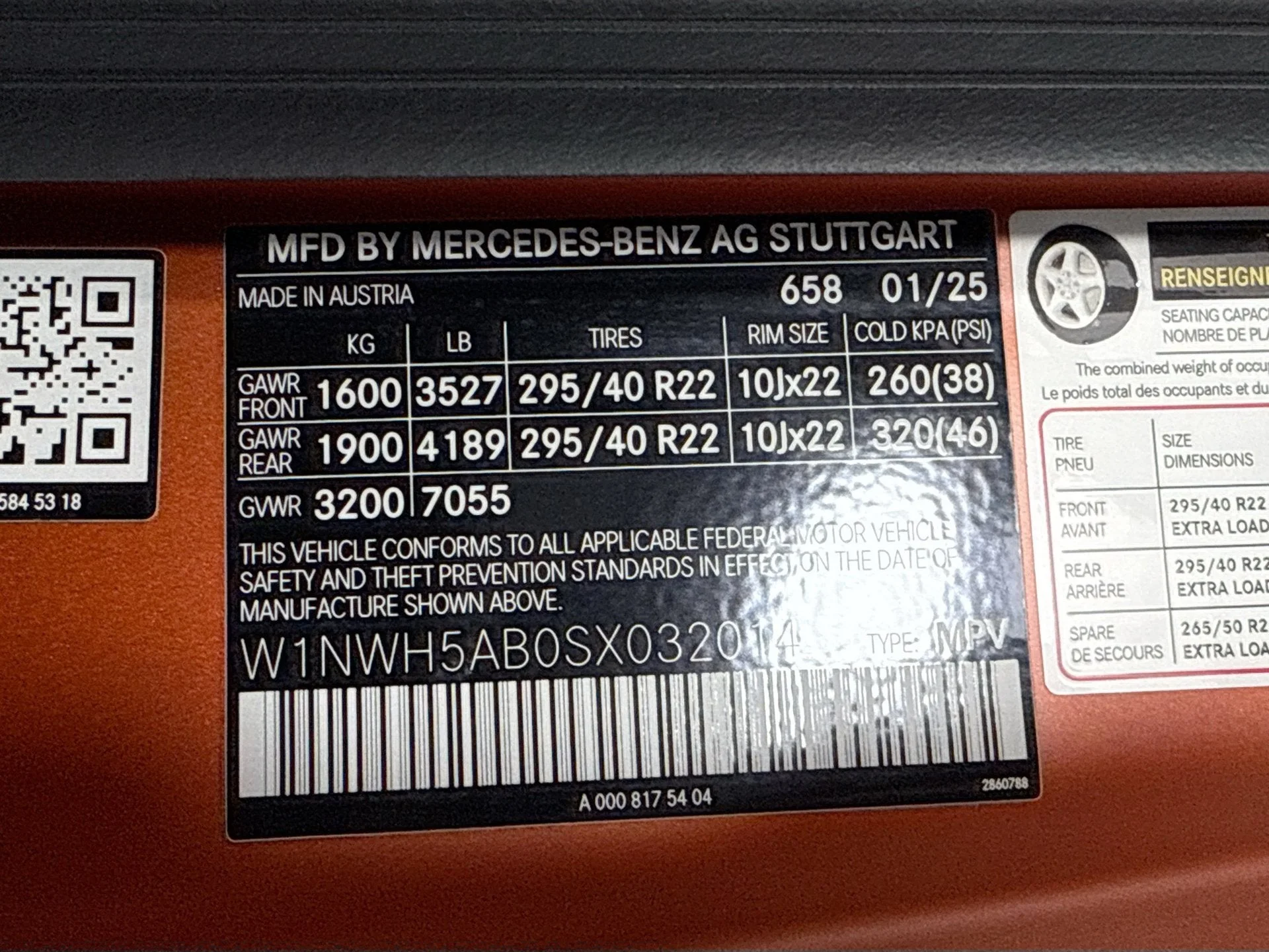 Used 2025 MANUFAKTUR Copper Orange Magno Mercedes-Benz G 63 AMG® image 28