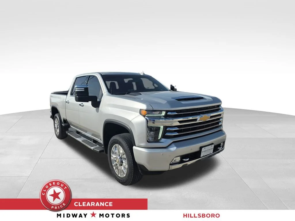 2022 Chevrolet Silverado HD High Country 4WD Crew Cab Standard Box's photo