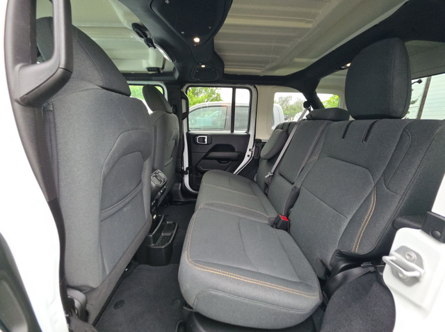 Used 2025 White Jeep Sahara 4xe image 7