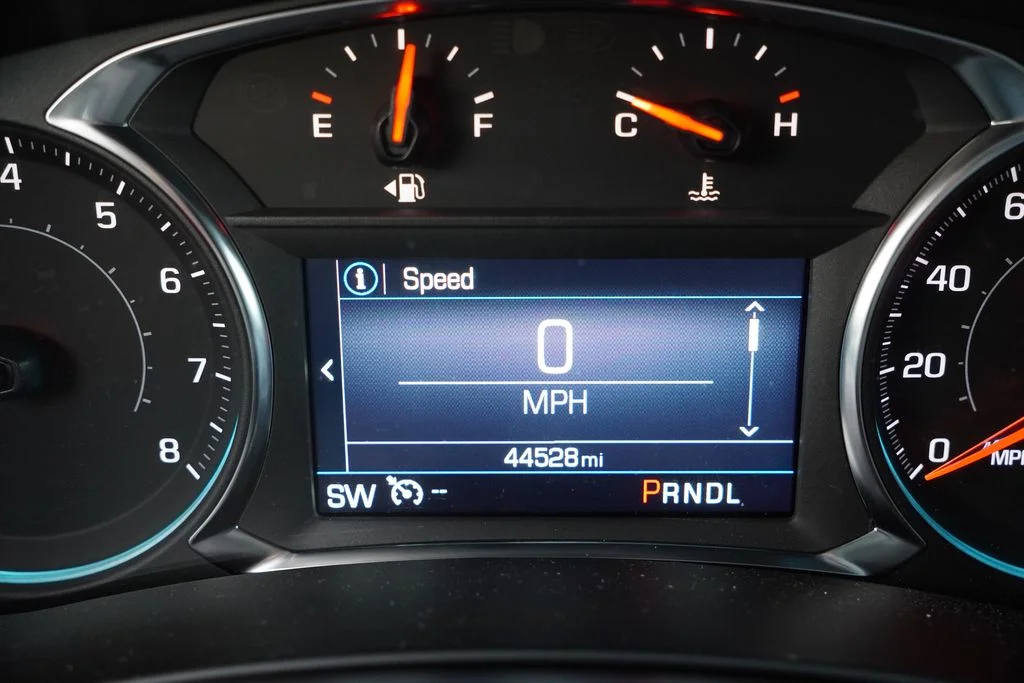 Used 2024 Sterling Gray Metallic Chevrolet RS image 7