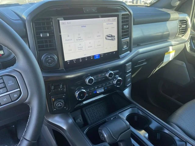 2025 Ford F-150 Lariat - Photo 16