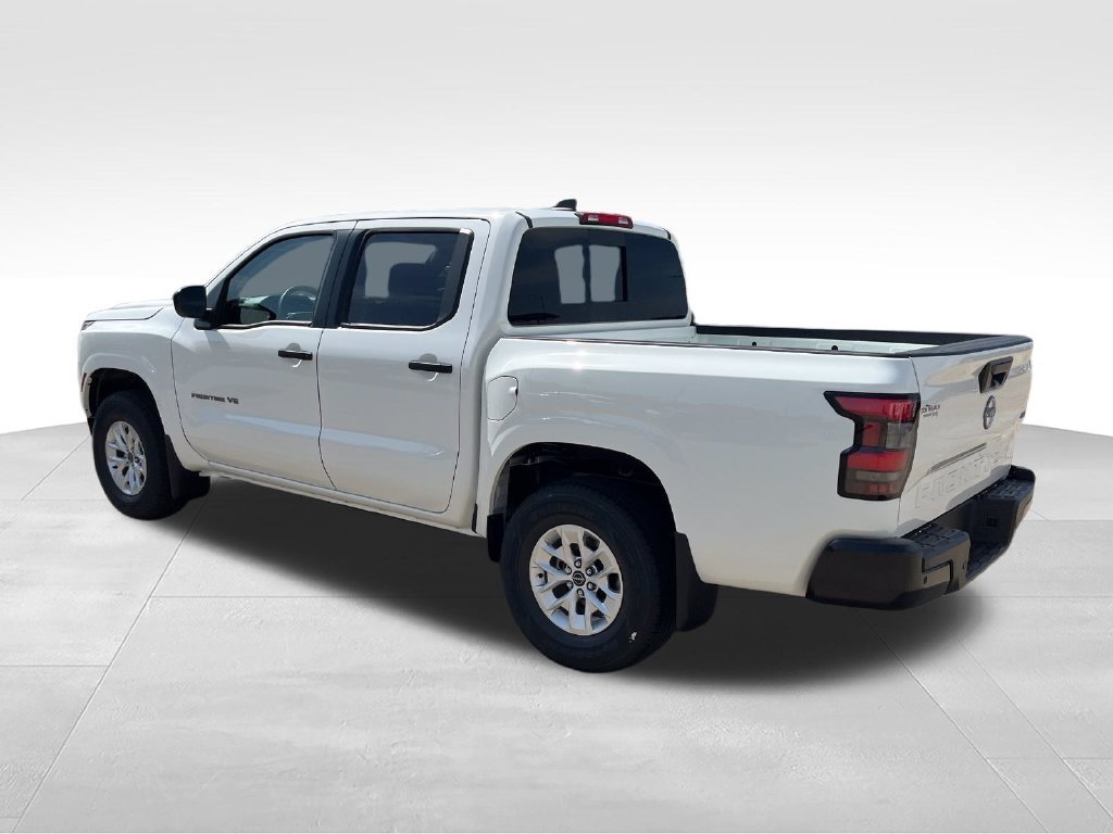 New 2027 White Nissan S image 3