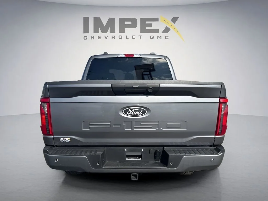 Used 2024 Gray Ford XLT image 5