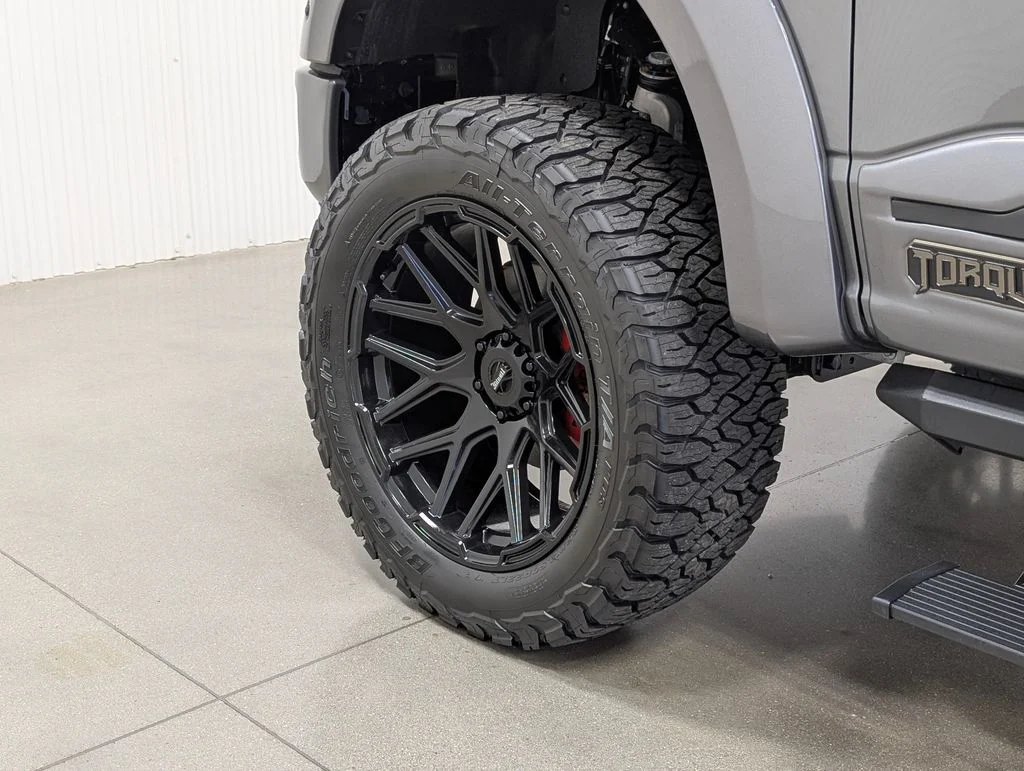 New 2026 Carbonized Gray Metallic Ford Lariat® image 2
