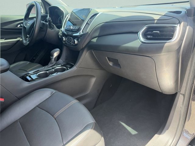 Used 2022 Iron Gray Metallic Chevrolet Premier image 15