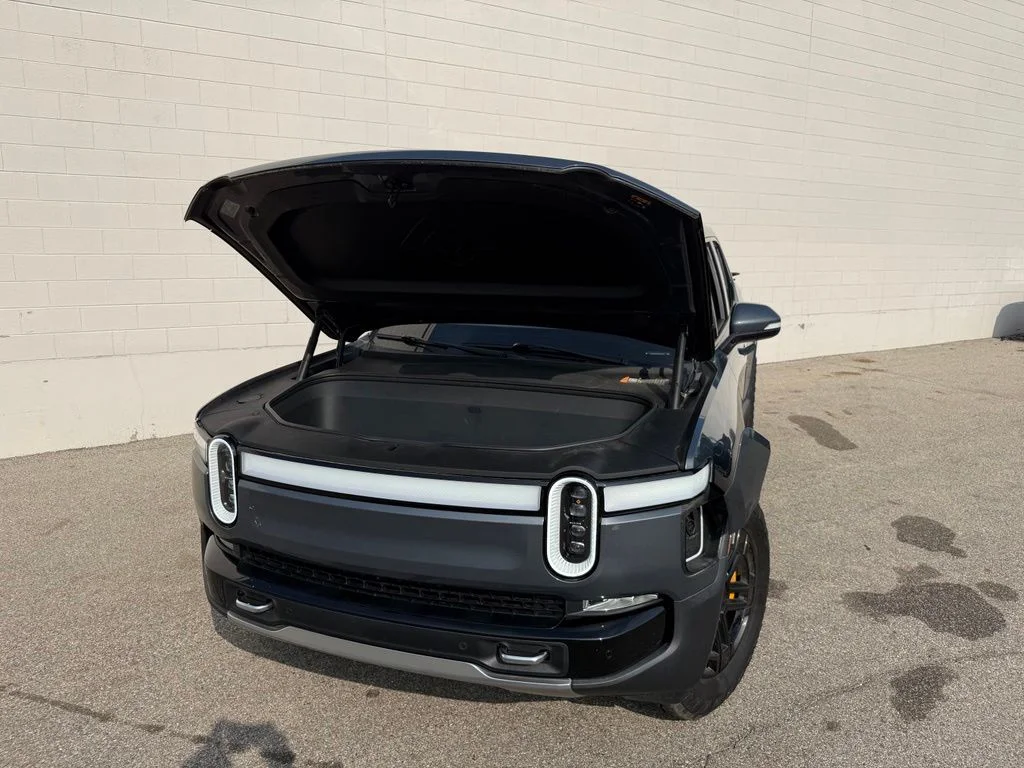 Used 2023 Gray Rivian Adventure image 11