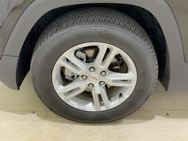 Used 2024 Ebony Twilight Metallic GMC SLE image 30